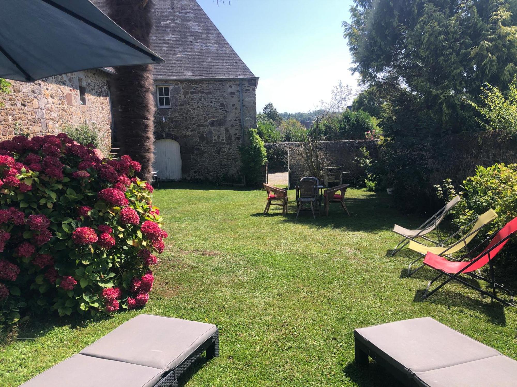 Heugueville-sur-Sienne Magnifique Longere Du Cotentin מראה חיצוני תמונה